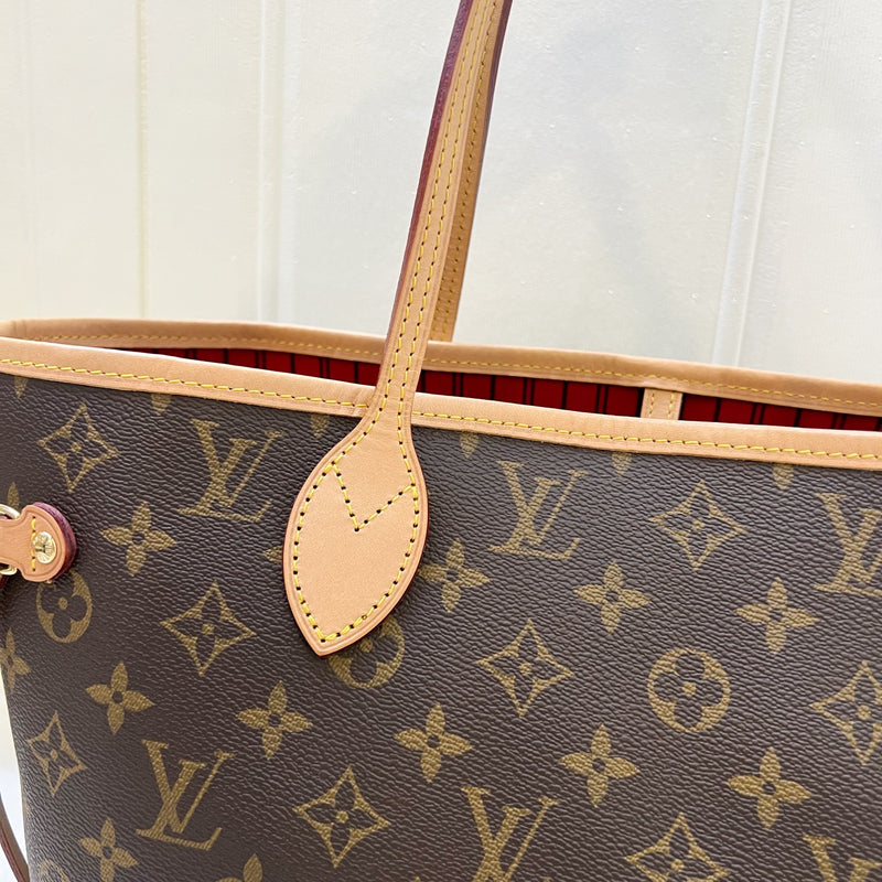LV Neverfull MM in Monogram Canvas, Cerise Interior and GHW with Detachable Clutch (Model: M41177)