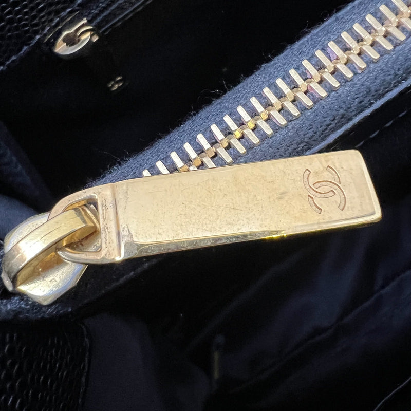 Chanel Grand Shopping Tote GST in Black Caviar and GHW