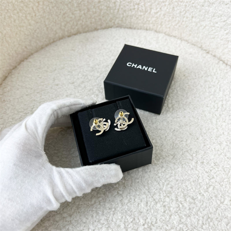 Chanel 22B Double CC Logo Earrings in LGHW with Crystals