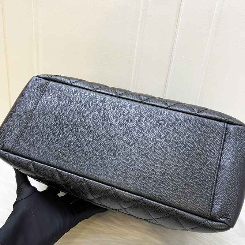 Chanel Grand Shopping Tote GST in Black Caviar and GHW