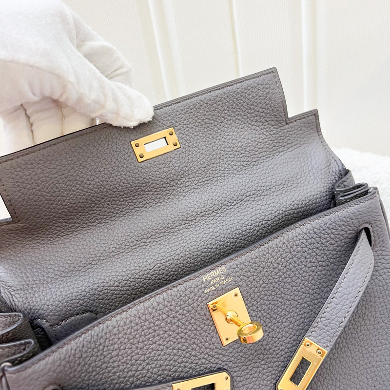 Hermes Kelly 25 in Gris Etain Togo Leather and GHW