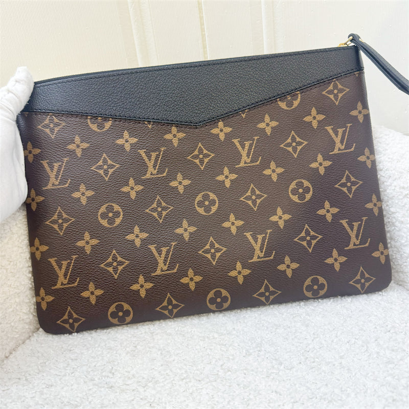 LV Daily Pouch in Monogram Canvas, Black Leather and GHW