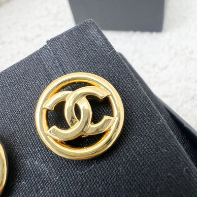 Chanel 23A Round Earrings with CC Logo in GHW (Model: ABB462)