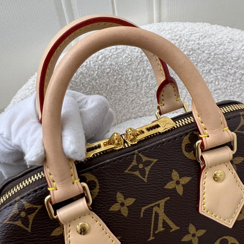 LV Speedy Bandouliere 20 in Monogram Canvas and Beige Patterned Strap