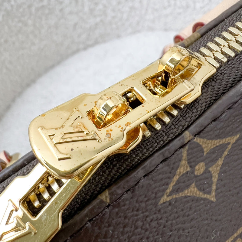 LV Speedy Bandouliere 20 in Monogram Canvas and Beige Patterned Strap