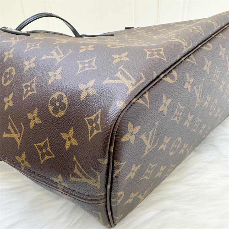 LV Around the World Neverfull MM in Monogram Canvas (Vivienne Printed) GHW Without Attached Pouch