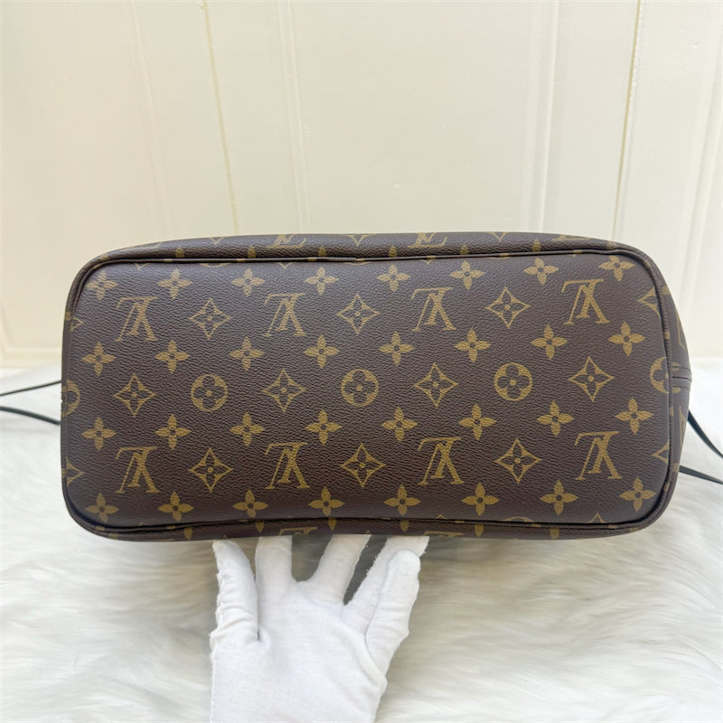 LV Around the World Neverfull MM in Monogram Canvas (Vivienne Printed) GHW Without Attached Pouch