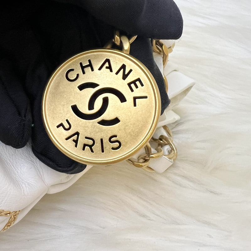 Chanel 22 Small Hobo Handbag in White Shiny Calfskin and AGHW (Model: AS3260)