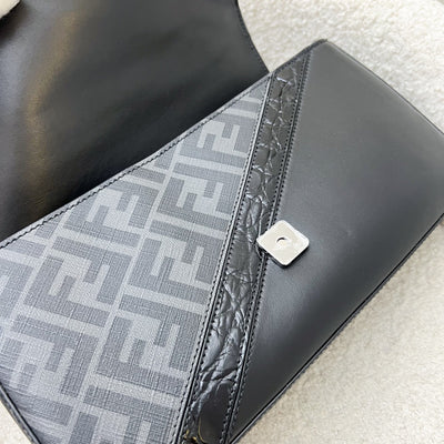 Fendi Baguette in Black Leather, Grey Canvas and SHW