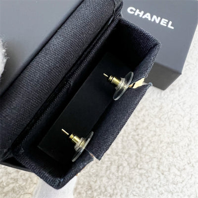 Chanel 23A Seasonal CC Earrings in LGHW