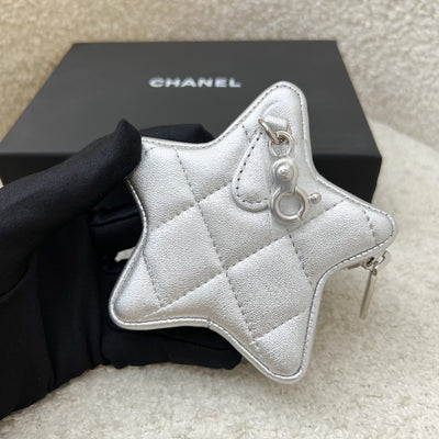 Chanel VIP Gift 24C Star Pouch Charm in Iridescent Silver Lambskin and SHW