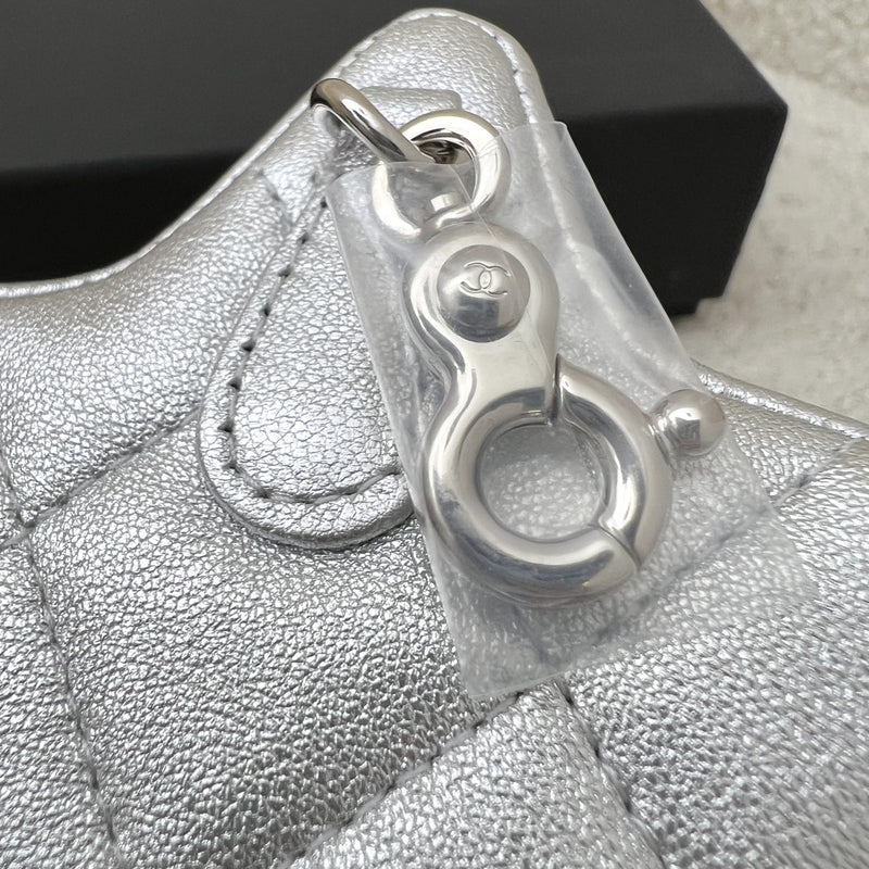 Chanel VIP Gift 24C Star Pouch Charm in Iridescent Silver Lambskin and SHW