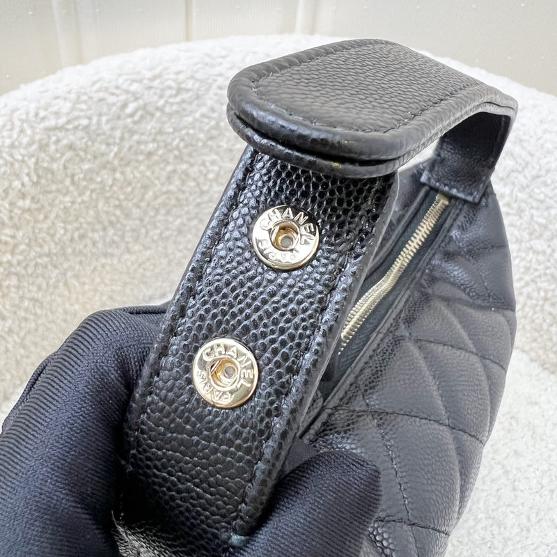 Chanel Classic Quilted Hobo Clutch on Chain in Black Caviar and LGHW (Model: AP4386)