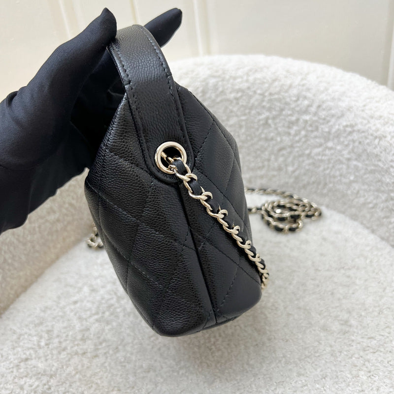 Chanel Classic Quilted Hobo Clutch on Chain in Black Caviar and LGHW (Model: AP4386)