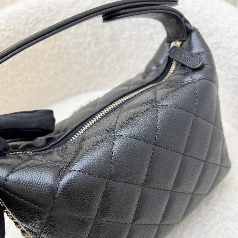 Chanel Classic Quilted Hobo Clutch on Chain in Black Caviar and LGHW (Model: AP4386)