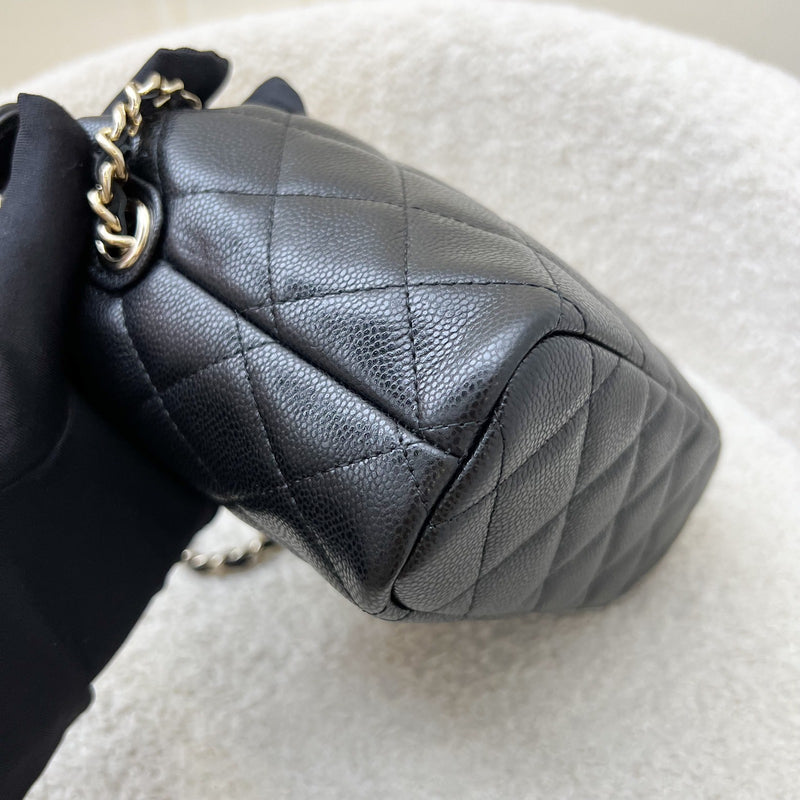 Chanel Classic Quilted Hobo Clutch on Chain in Black Caviar and LGHW (Model: AP4386)