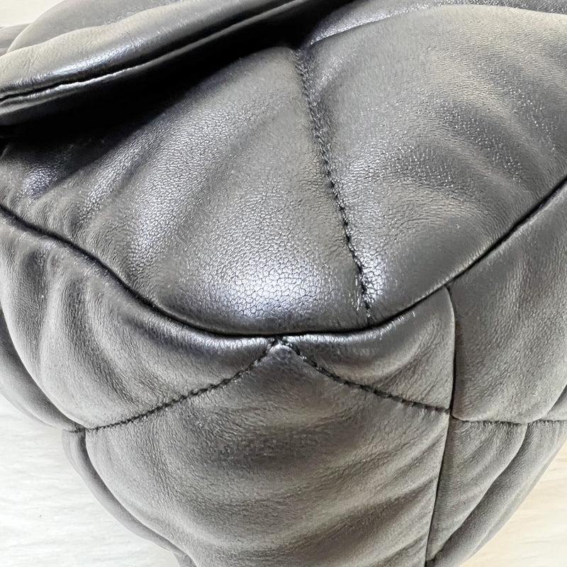 Chanel 19 Maxi Flap in Black Lambskin and 3-tone HW (Model: AS1162)