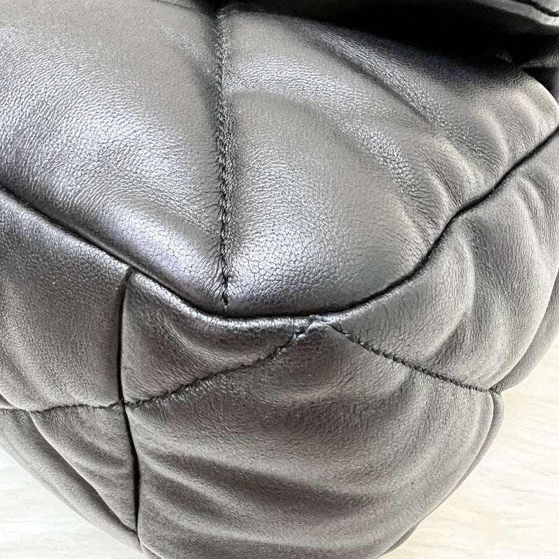 Chanel 19 Maxi Flap in Black Lambskin and 3-tone HW (Model: AS1162)