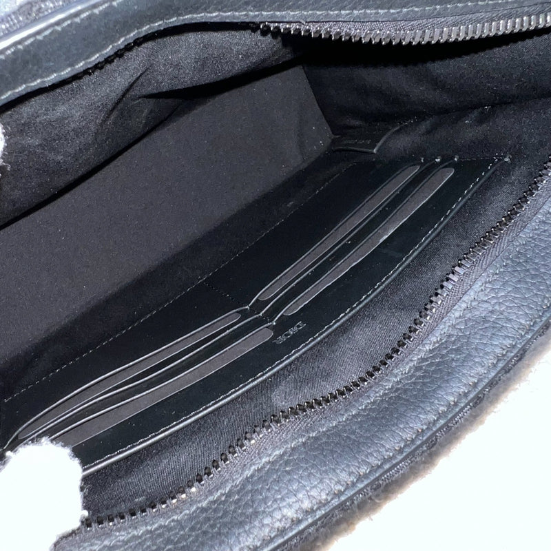 Dior A5 Triangle Pouch in Black Dior Oblique Jacquard and BHW (Model: 2ESCA483YKY)