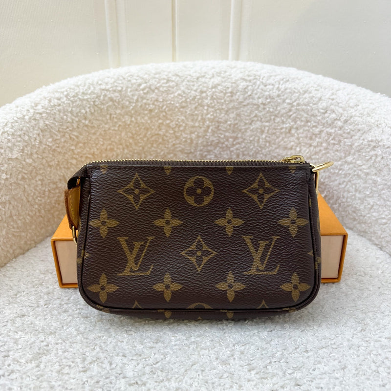 LV Mini Pochette Accessoires in Monogram Canvas GHW