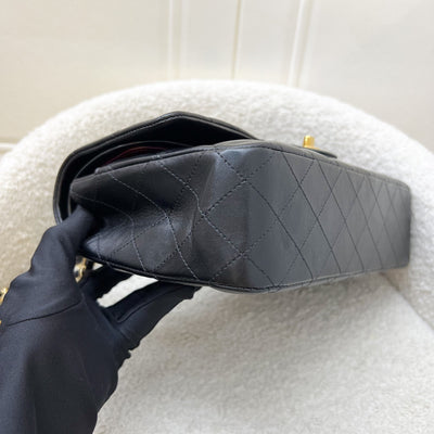 [Local Set - 2022] Chanel Medium Classic Flap CF in Black Lambskin and GHW (Model: A01112)