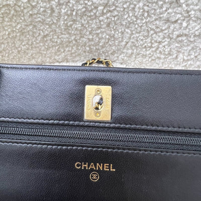 Chanel Pearl Crush Wallet on Chain WOC in Black Lambskin and AGHW (Model: AP1450)