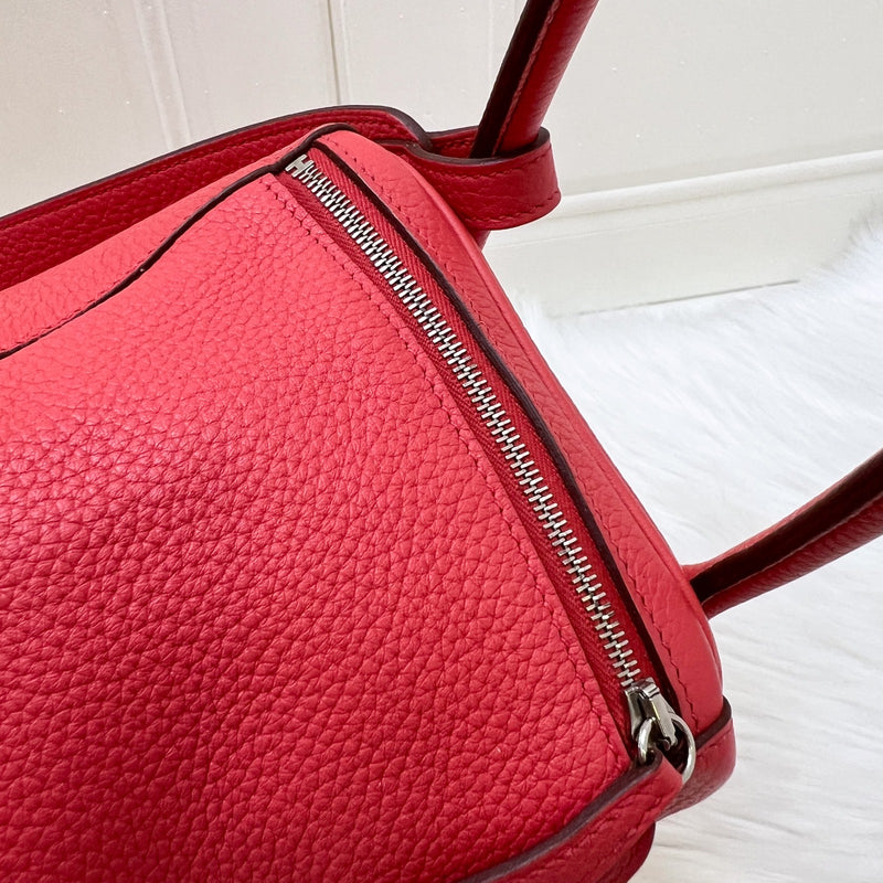 Hermes Lindy 26 in Bougainvillea Clemence Leather and PHW