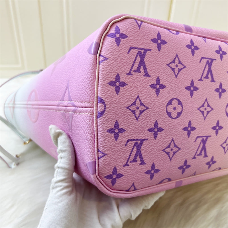 LV Neverfull MM Spring in the Air Sunrise Pastel Canvas and GHW
