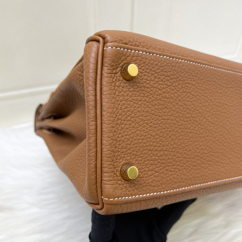 Hermes Kelly 28 in Gold Togo Leather and GHW
