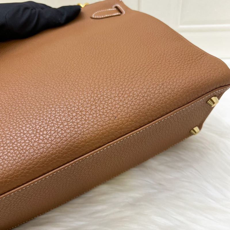 Hermes Kelly 28 in Gold Togo Leather and GHW