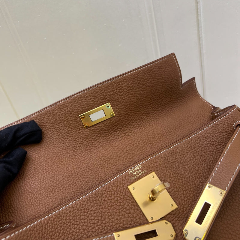 Hermes Kelly 28 in Gold Togo Leather and GHW