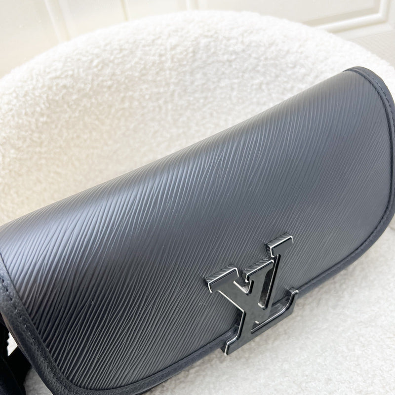 LV Buci Flap Bag in Black Epi Leather and SHW (Model: M59386)