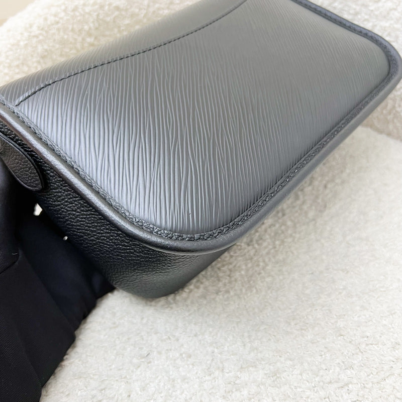 LV Buci Flap Bag in Black Epi Leather and SHW (Model: M59386)