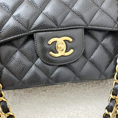 Chanel Jumbo Classic Flap CF in Black Caviar and GHW