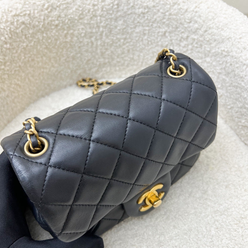Chanel 22S Pearl Crush Square Mini Flap in Black Lambskin and AGHW (Model: AS1786)