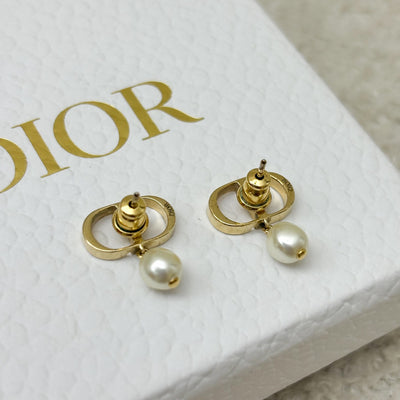 Dior Logo Earrings with Pearls in GHW