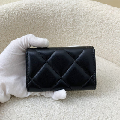 Chanel 19 Snap Card Holder in Black Lambskin AGHW