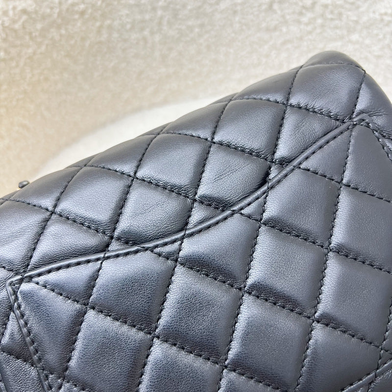 Chanel 22S Pearl Crush Square Mini Flap in Black Lambskin and AGHW (Model: AS1786)