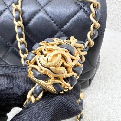 Chanel 22S Pearl Crush Square Mini Flap in Black Lambskin and AGHW (Model: AS1786)