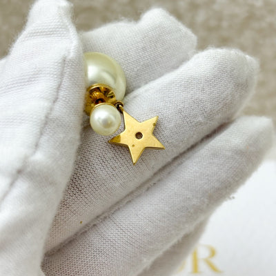 Dior Logo and Star Earrings with Pearls in GHW