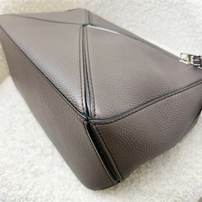 Loewe Small Puzzle Bag In Dark Grey Grained Calfskin and SHW