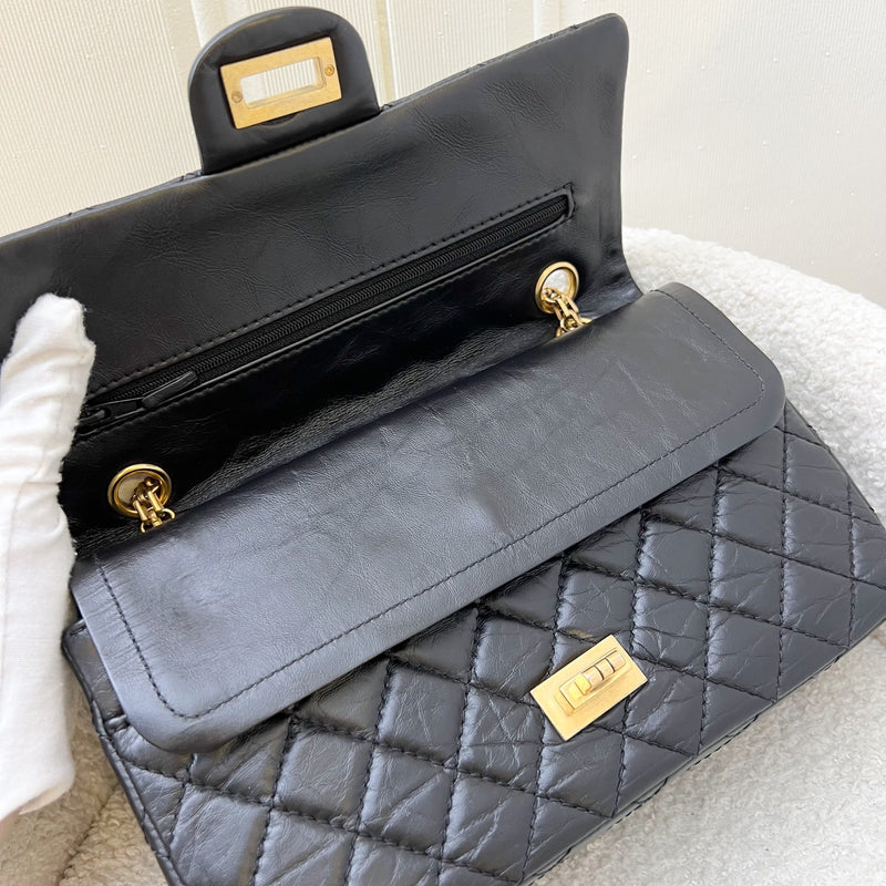 Chanel 2.55 Reissue Small 225 Flap in Black Distressed Calfskin and GHW