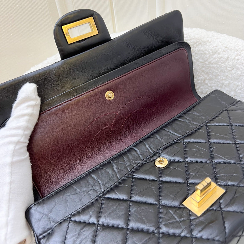 Chanel 2.55 Reissue Small 225 Flap in Black Distressed Calfskin and GHW