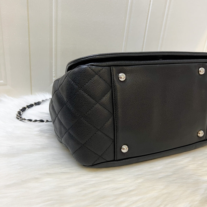 Chanel Maxi Accordion Shoulder Bag in Black Caviar and SHW