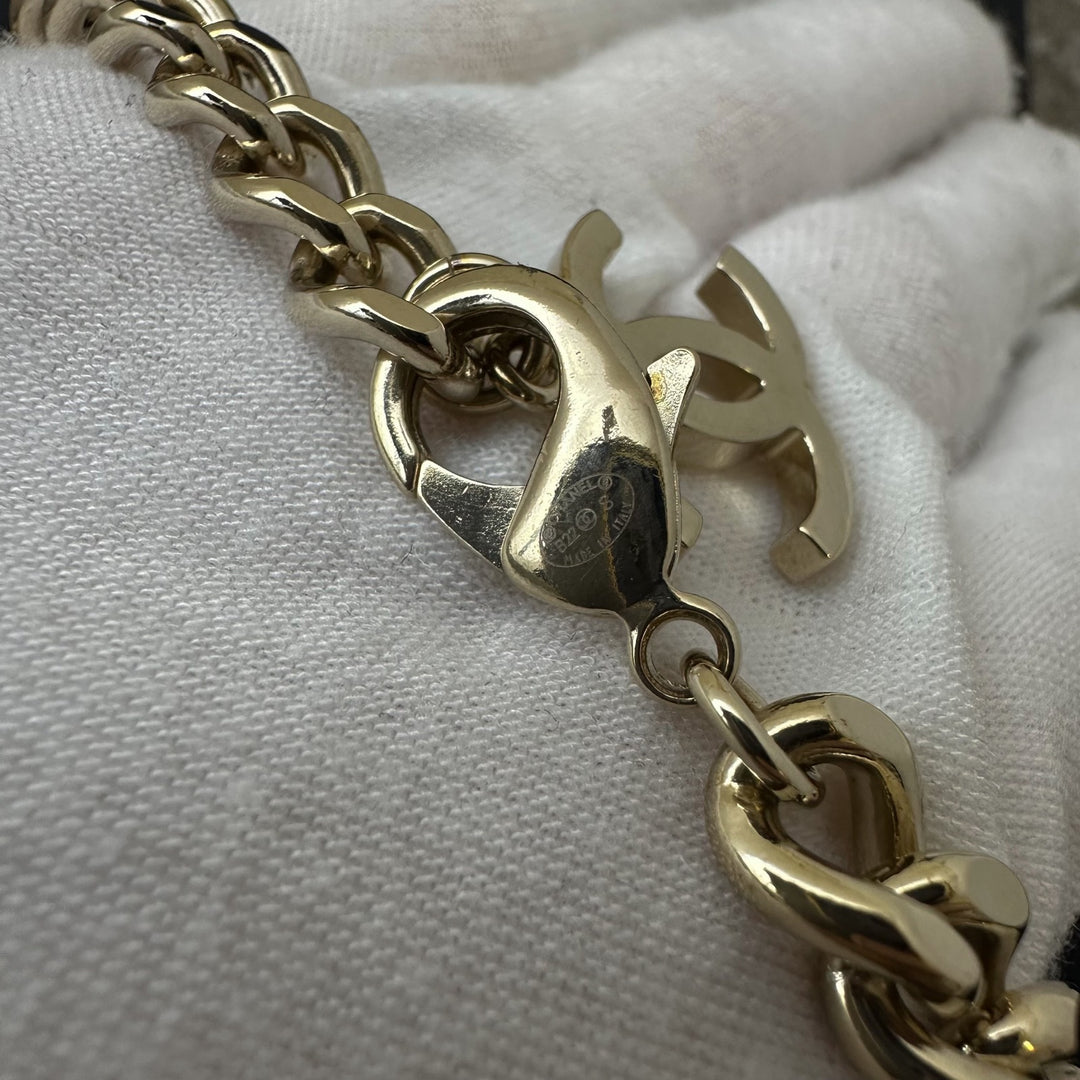 Chanel 22S Choker Necklace in LGHW (Model: AB8298) – Brands
