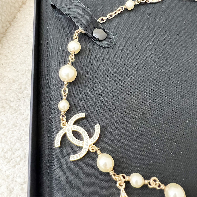 Chanel 19B Necklace / Choker with Crystals and Pearls in LGHW
