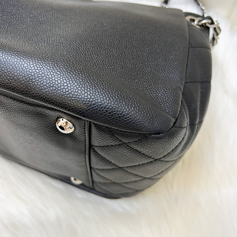 Chanel Maxi Accordion Shoulder Bag in Black Caviar and SHW
