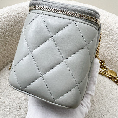 Chanel Seasonal Vanity in Light Grey Lambskin and GHW