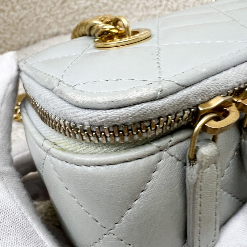 Chanel Seasonal Vanity in Light Grey Lambskin and GHW