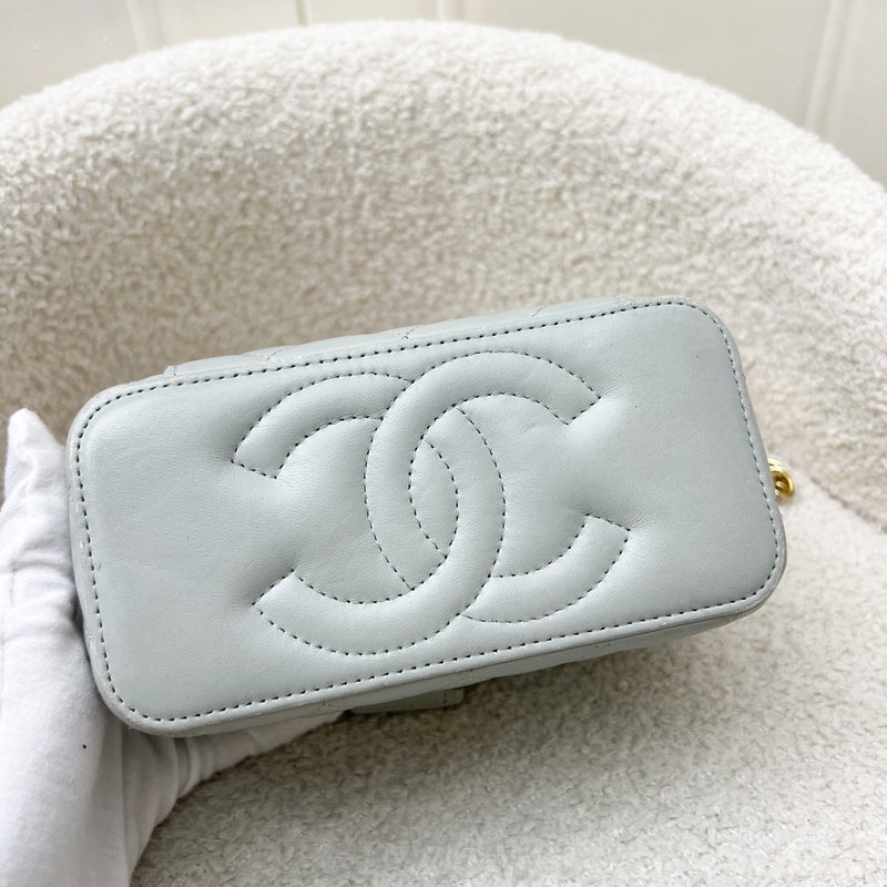 Chanel Seasonal Vanity in Light Grey Lambskin and GHW